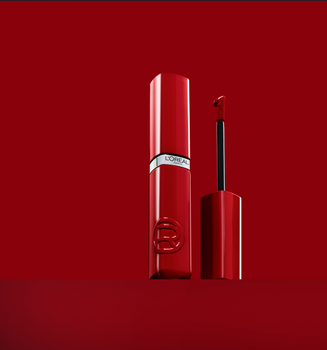 Red Lip Article Banner