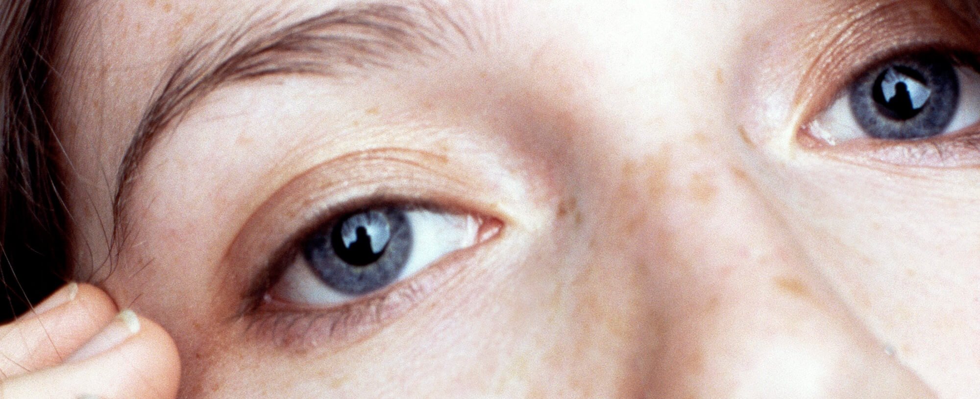 How To Choose The Right Concealer To Banish Dark Circles Hero